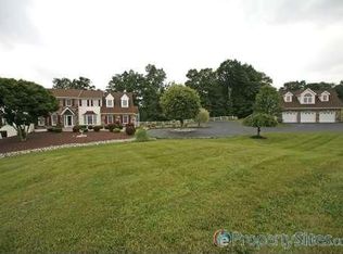 747 Swamp Rd, Newtown, PA 18940