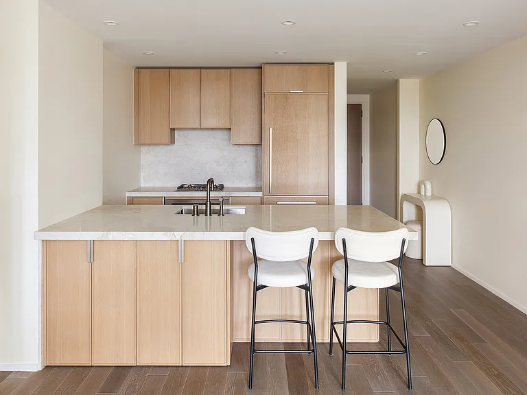 543 W 122nd St #9B — Photo 3