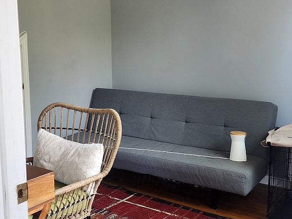 2nd image of 1329 N Artesian Ave #2