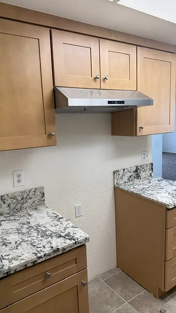 2 bed, 1000 sqft, $2,000 — Photo 4