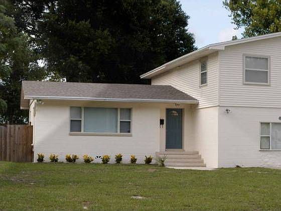 1st image of 5511 Primrose Ln