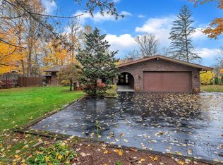 11700 Eden Trl, Eagle, MI