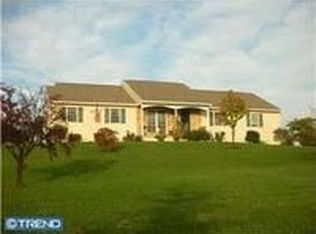 841 Hoffmansville Rd, Barto, PA 19504