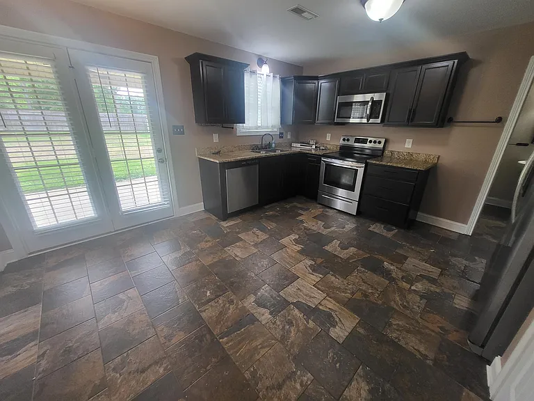 Open kitchen / dining area.
