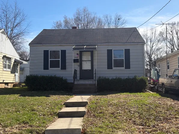 2408 W Wiswall St, Peoria, IL 61605