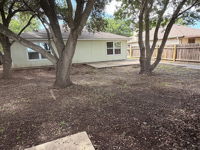 931 Brandi Cir — Photo 11