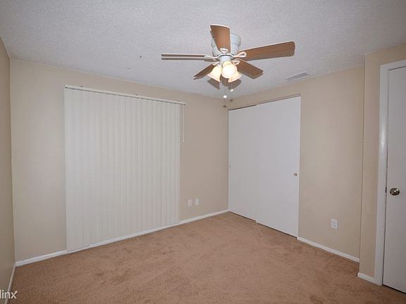 40200135_8907-hatfield-ct_tampa_fl_2016_5
