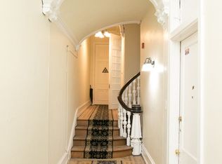 2122 Walnut St #4F, Philadelphia, PA 19103