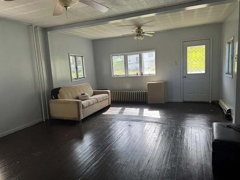 116 Blawn St — Photo 2