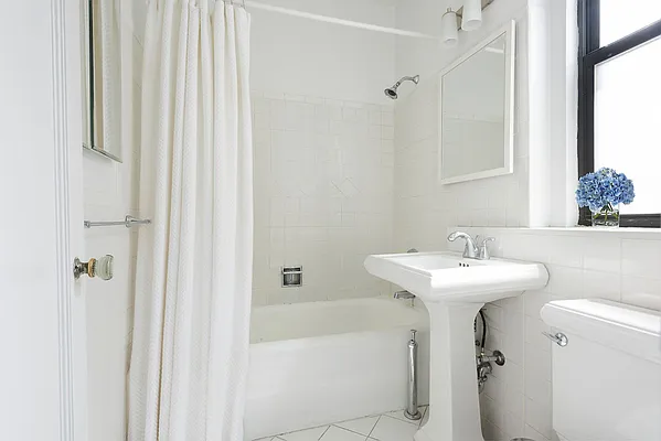 Sold by Keller Williams NYC | media 3