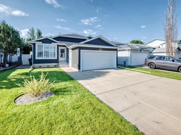 3729 131a Ave NW, Edmonton, AB T5A 4Y8