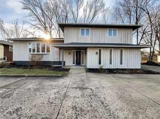 7278 Reynolds Rd, Mentor, OH 44060
