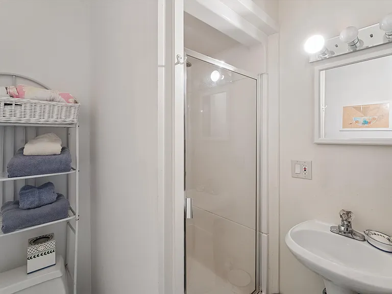 7 Cove Ln — Photo 11