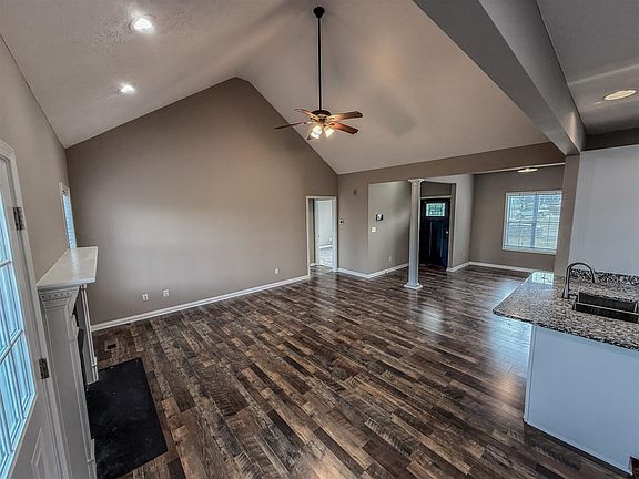 4th image of 1424 Trillium Ln