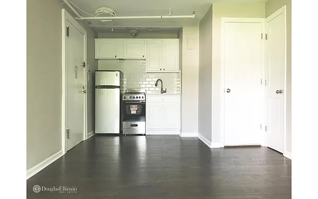 Rented by Douglas Elliman | media 4