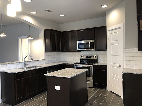 3rd image of 1021 W Sierra Vista Ct