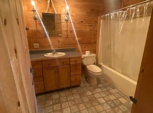 217 Leyden Rd, Greenfield, MA 01301