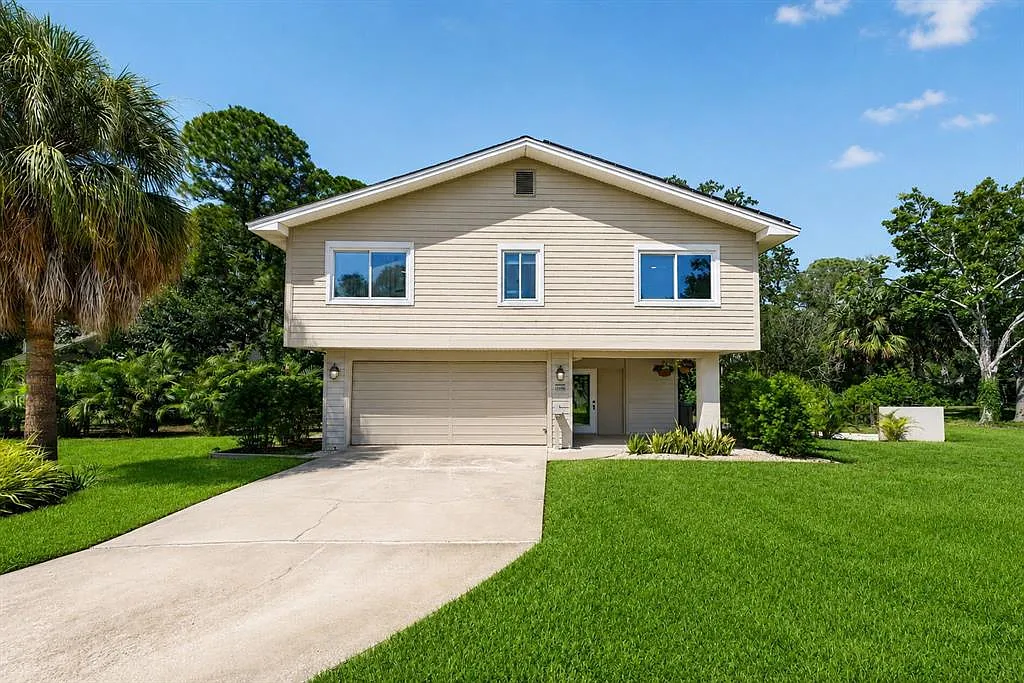 4 bed, 3.0 bath, 2088 sqft, $4,395 — Photo 2
