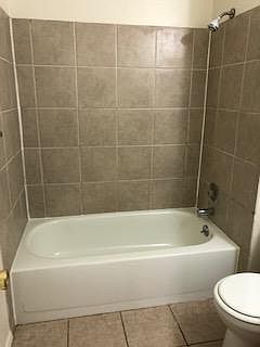 2nd image of 2110 Mohawk Rd APT C