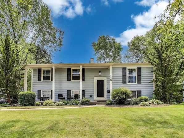 115 Circle Dr W, Montgomery, IL 60538