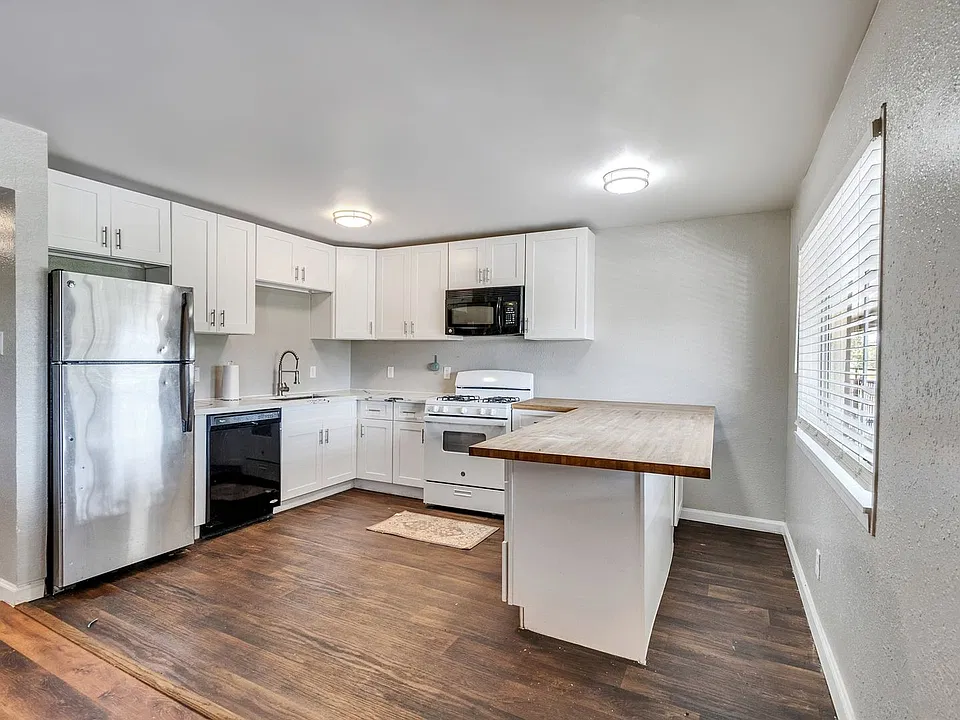 2550 S Bypass 35 #21