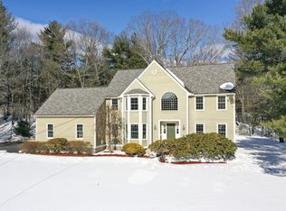 18 Bubbling Brook Rd, Franklin, MA 02038