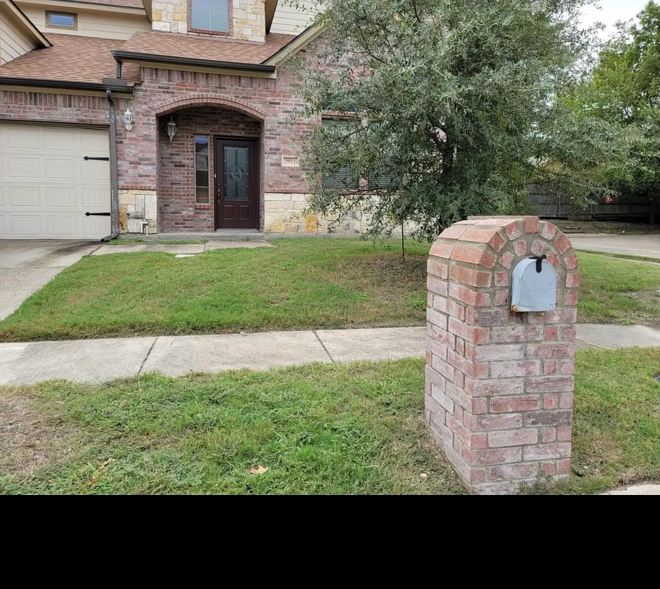 3 bed, 1805 sqft, $2,200 — Photo 1