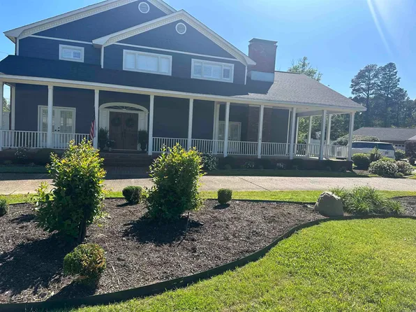 7 Elmwood Cir, Pine Bluff, AR 71603