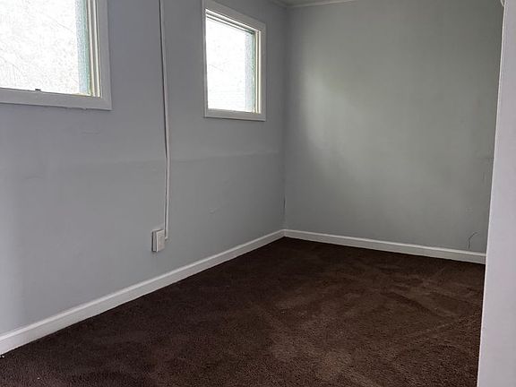4th image of 3782 E 52nd St