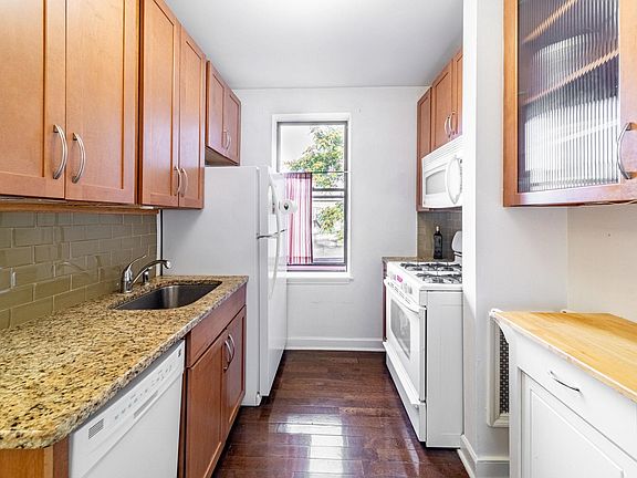 2nd image of 42 Van Wagenen Ave APT 15