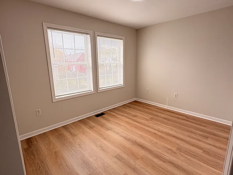 111 Bowman St #111 — Photo 10