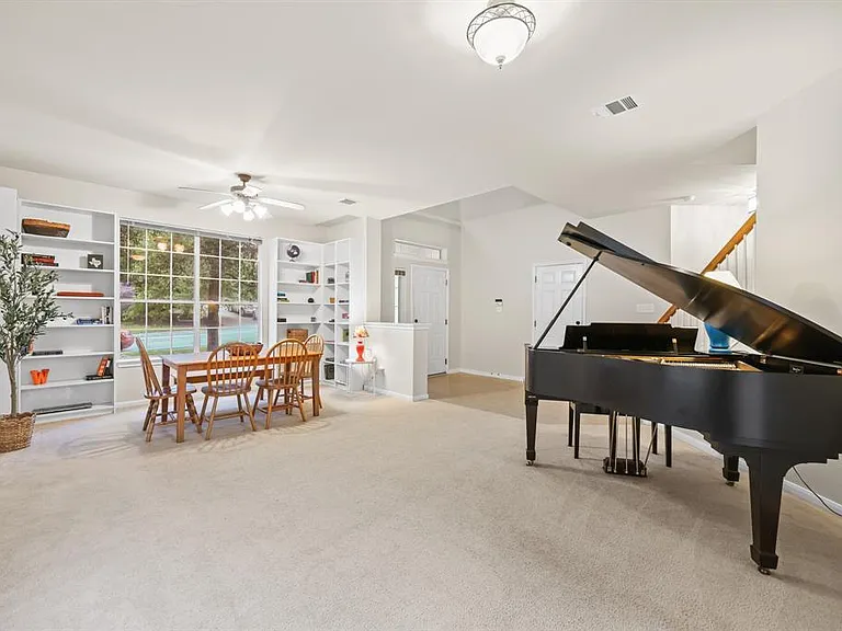 2306 Caprock Pl — Photo 4