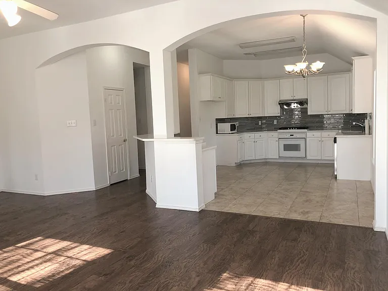 9113 Couples Dr — Photo 16