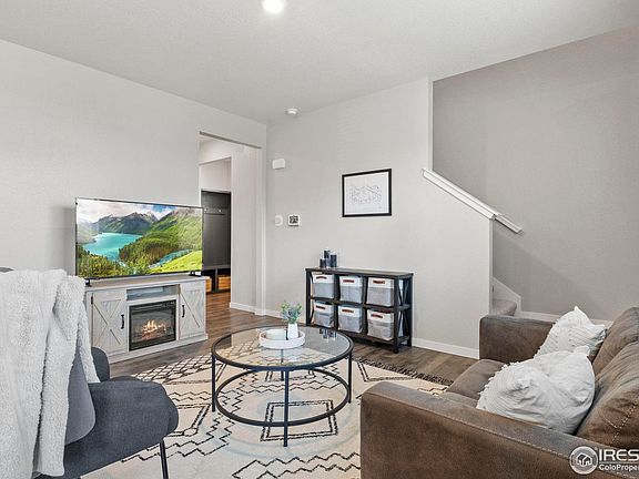 5th image of 611 Sawyers Pond Dr