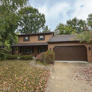 26788 Skyline Dr, Olmsted Township, OH, 44138