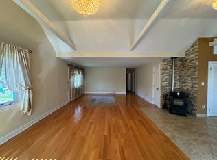 143 E Lake Blvd APT 1, Mahopac, NY 10541