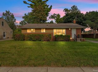 17150 Wakenden, Redford, MI 48240