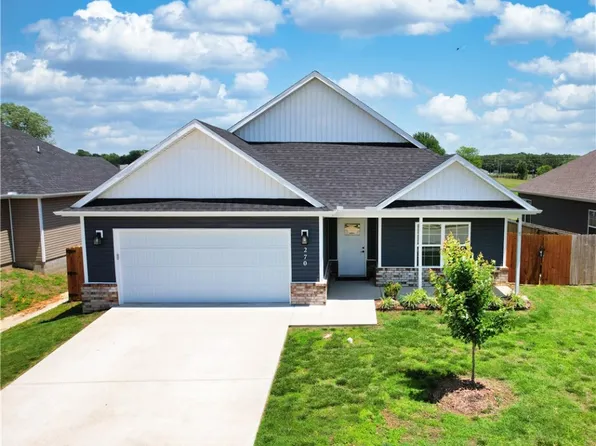 270 Miles Ave, Gentry, AR 72734