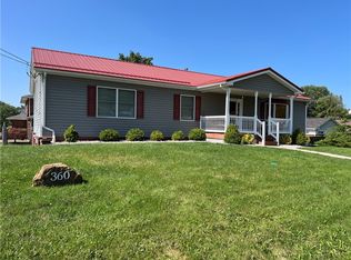 360 Prospect Cir, Lower Burrell, PA 15068