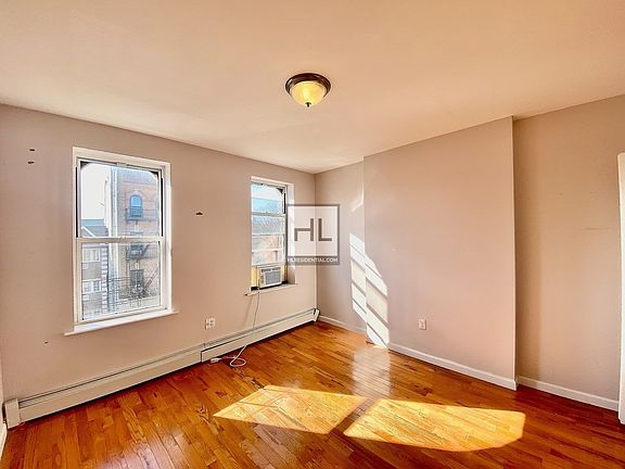 4th image of 469 Central Ave APT 3A