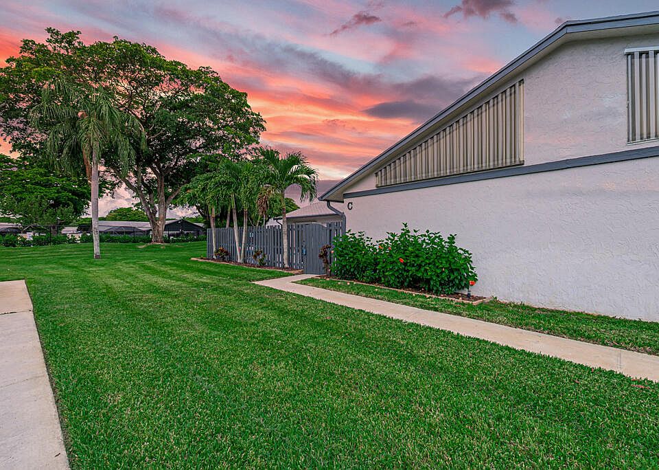 1176 Shibumy Cir APT C, West Palm Beach, FL 33415 | Zillow