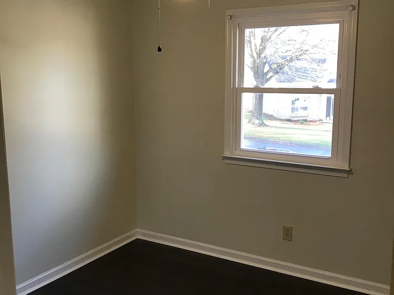 507 Rock Cliff Ct — Photo 11