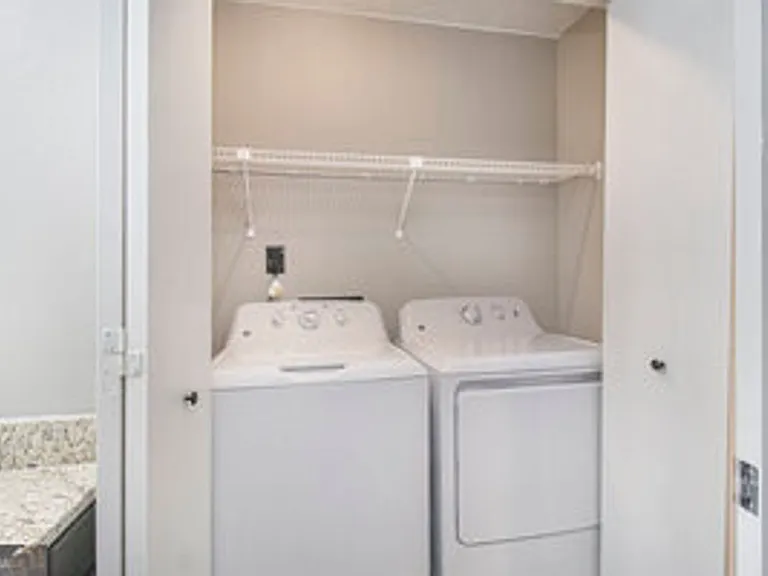 9432 Cypress Ln — Photo 17