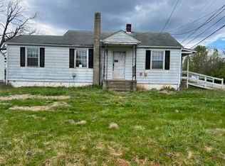 161 Calico Ave, Martinsville, VA 24112
