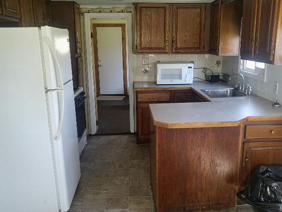 4th image of 13379 Northland Dr