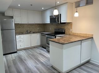 6853 Lisgar Dr, Mississauga, ON L5N 6V1