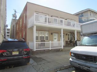112 S Little Rock Ave, Ventnor, NJ 08406
