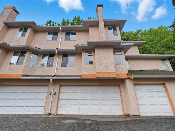 7231 Moffatt Rd #14, Richmond, BC V6Y 1X9