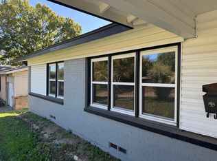 4247 Summitt Ridge Dr, Dallas, TX 75216