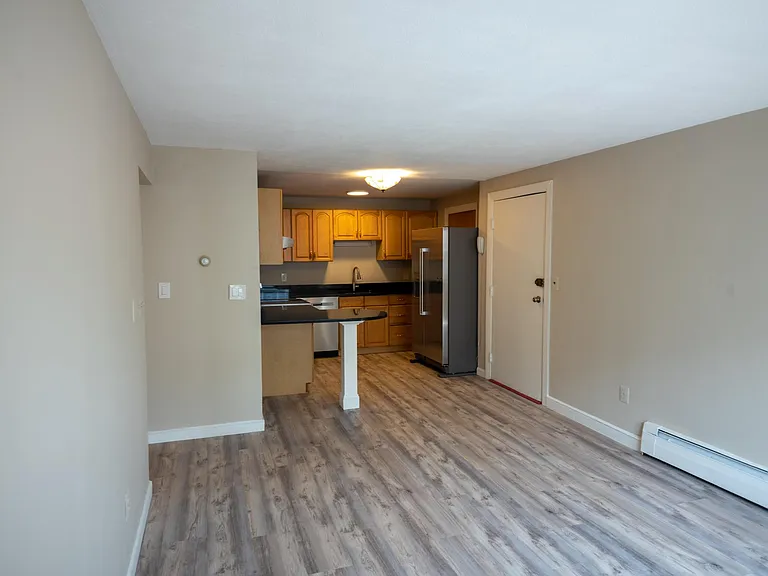12 Commonwealth Ct #5 — Photo 3